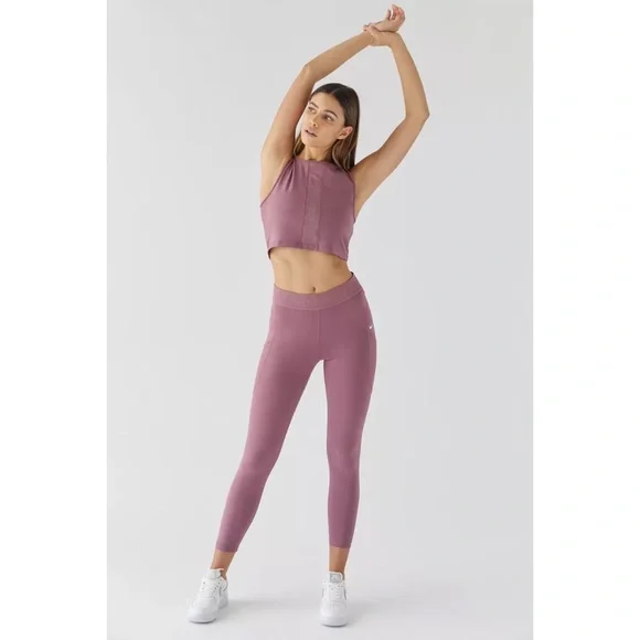 Nike Pro High-Waisted 7/8 Legging - Picture 3 of 7